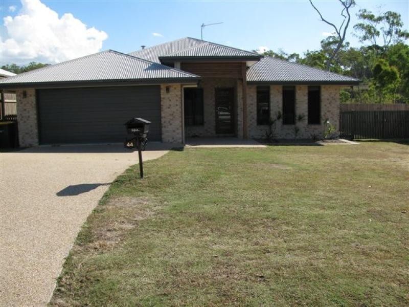 44 SKYLINE DRIVE, Gladstone QLD 4680