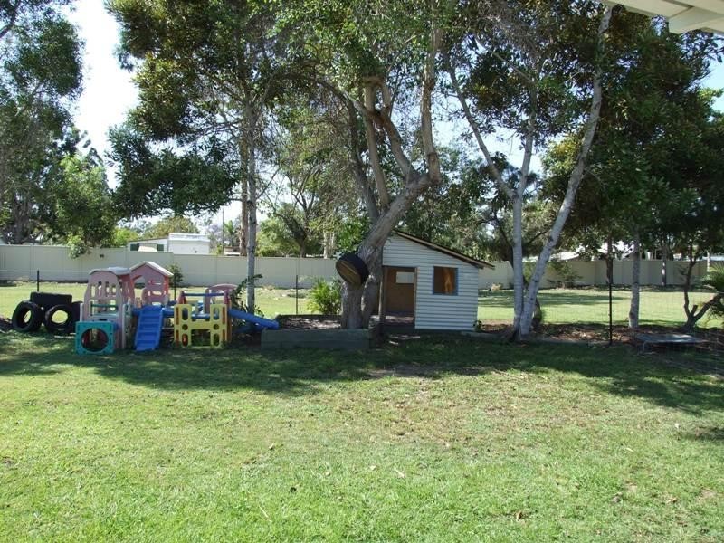 8 Barklya Court, Benaraby QLD 4680