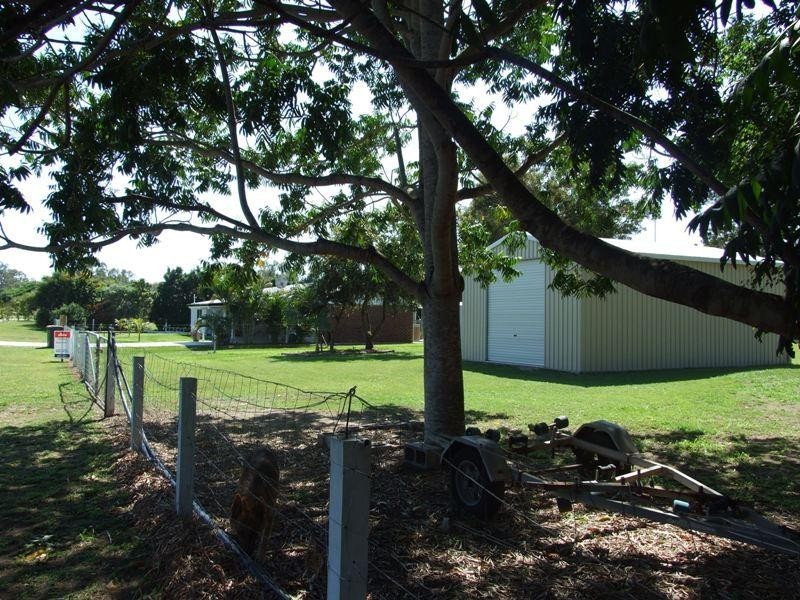 8 Barklya Court, Benaraby QLD 4680