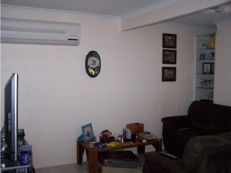 Unit 2/38 MARTEN STREET, Gladstone QLD 4680