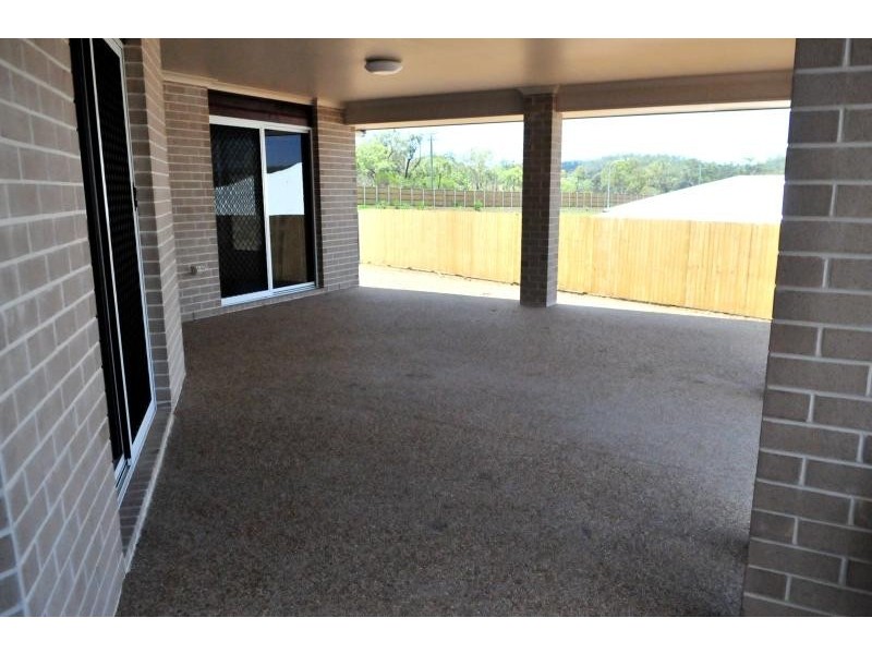 9 Central Avenue, Calliope QLD 4680