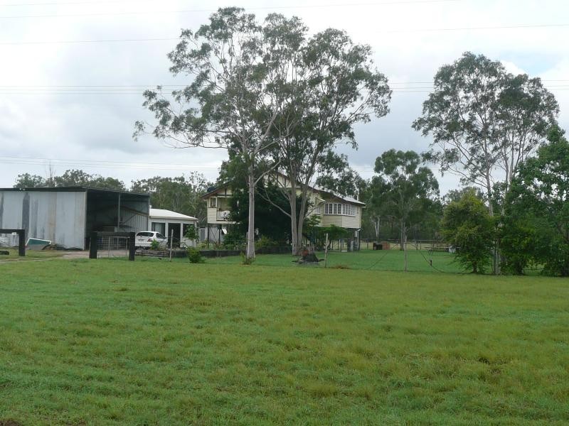 60 Raglan Station Road, Ambrose QLD 4702