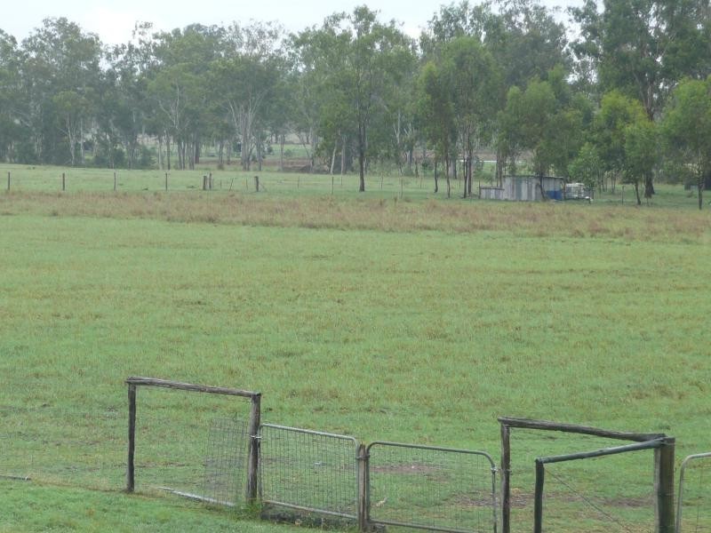 60 Raglan Station Road, Ambrose QLD 4702