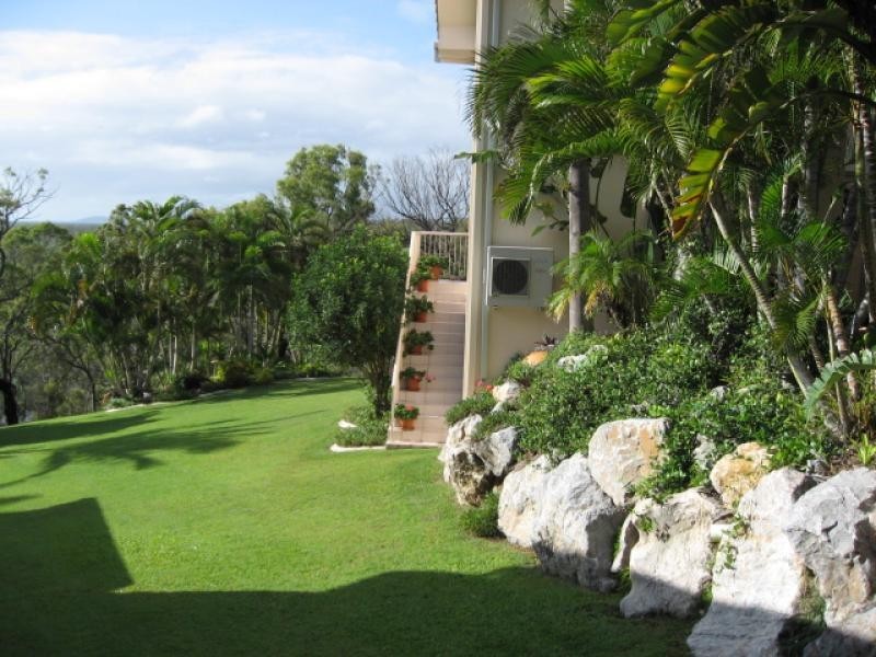 12 Charles Crescent, Tannum Sands QLD 4680