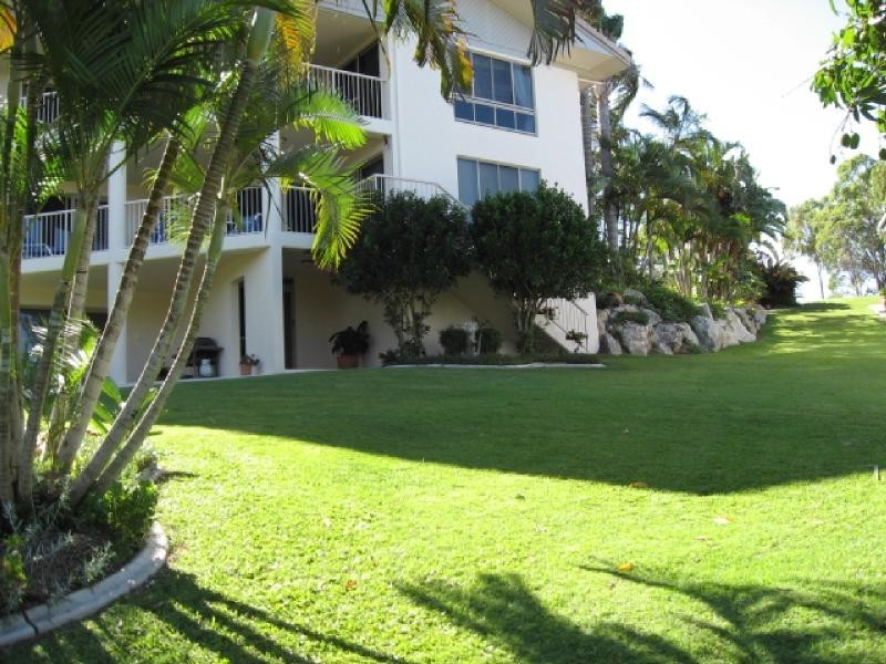 12 Charles Crescent, Tannum Sands QLD 4680