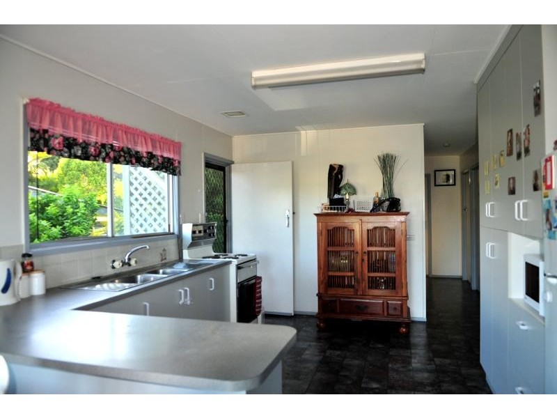 32 Edlorowa Street, Gladstone QLD 4680