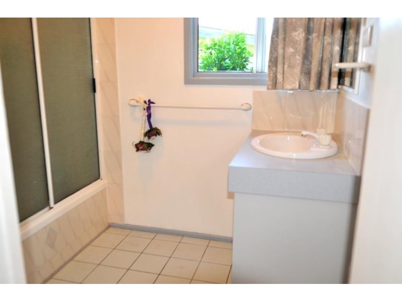 32 Edlorowa Street, Gladstone QLD 4680