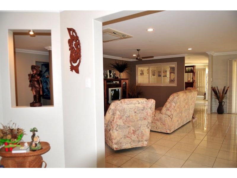 21 Victoria Ave, Gladstone QLD 4680