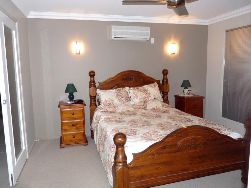 21 Victoria Ave, Gladstone QLD 4680