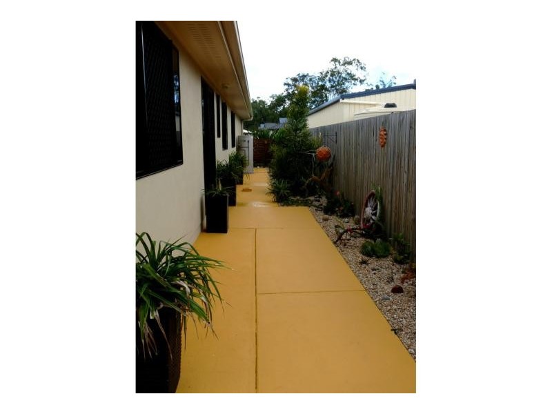 21 Victoria Ave, Gladstone QLD 4680