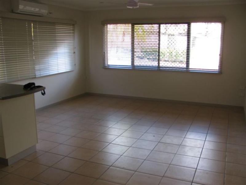 1/18 Glegg Street, Gladstone QLD 4680