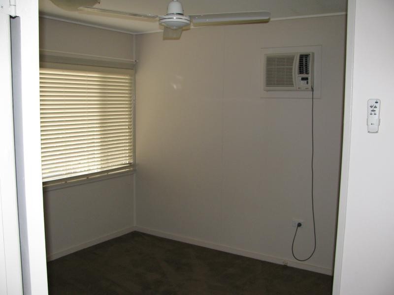 176 Oaka Street, Gladstone QLD 4680