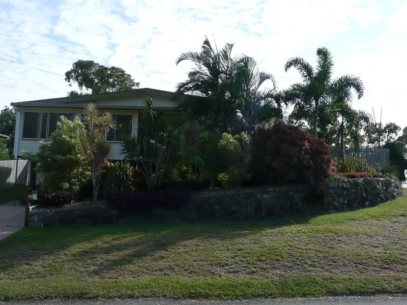 16 HETHERINGTON STREET, Gladstone QLD 4680