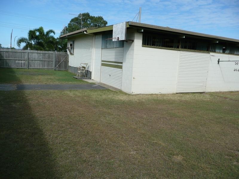 16 HETHERINGTON STREET, Gladstone QLD 4680