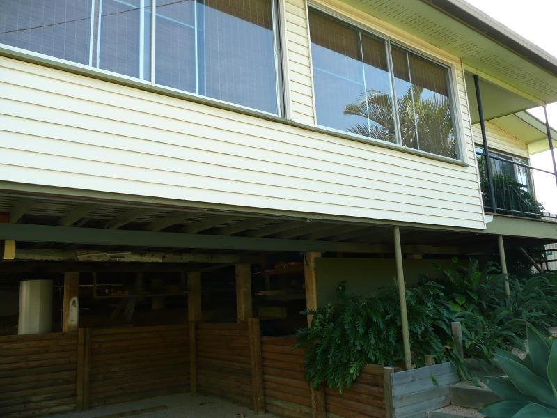 16 HETHERINGTON STREET, Gladstone QLD 4680