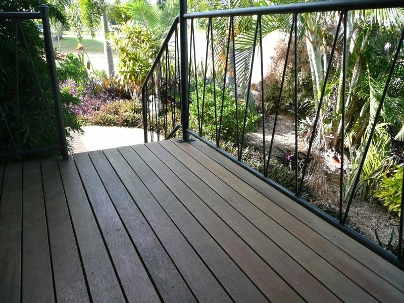 16 HETHERINGTON STREET, Gladstone QLD 4680