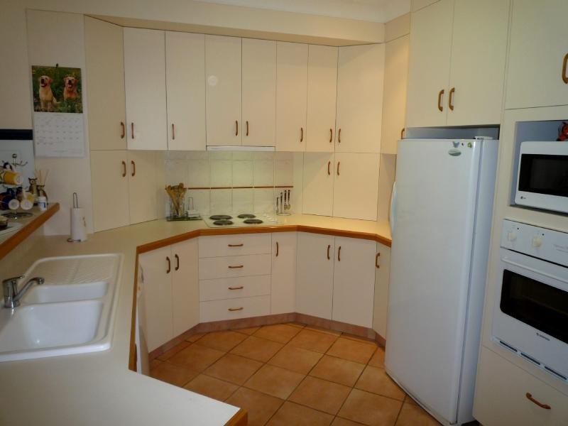 4 Deborah St., Gladstone QLD 4680
