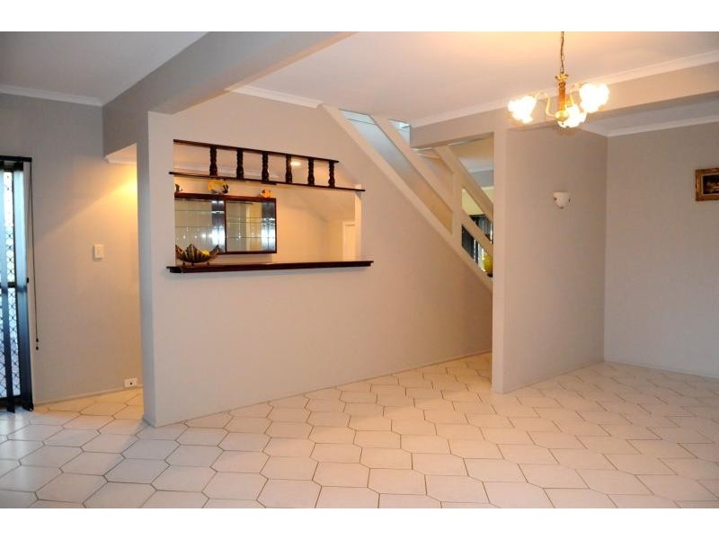 7 The Esplanade, Gladstone QLD 4680