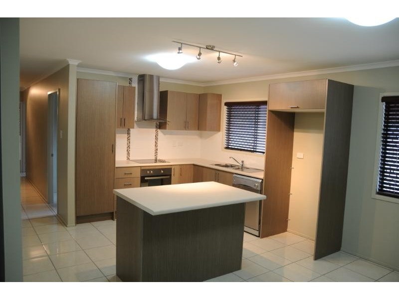 14 Sandpiper Avenue, Gladstone QLD 4680