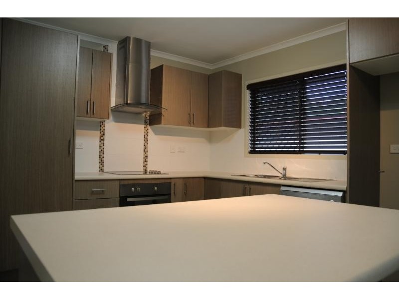 14 Sandpiper Avenue, Gladstone QLD 4680