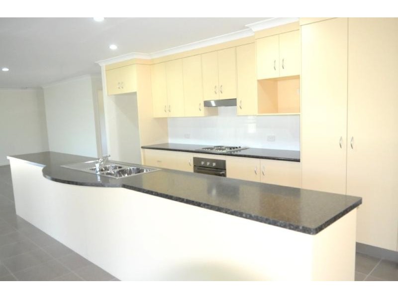 12 Cody Triggs Crt, Beecher QLD 4680