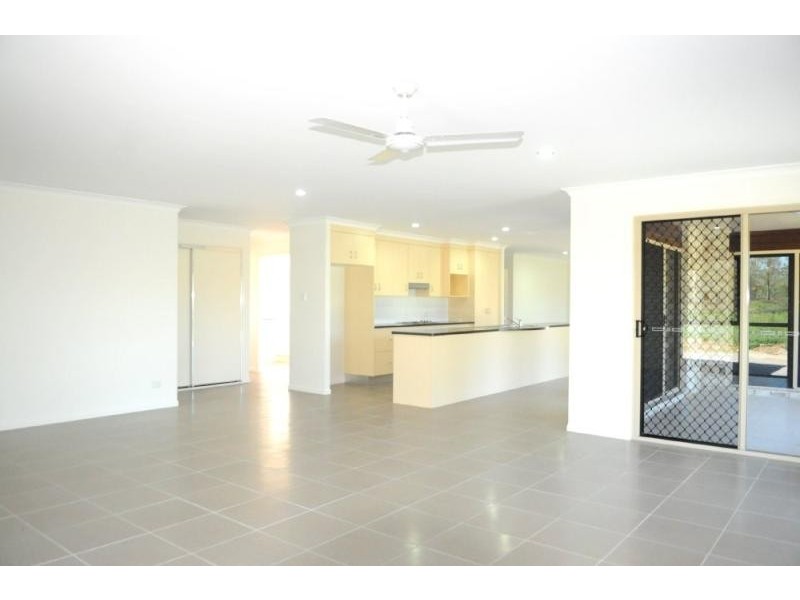 12 Cody Triggs Crt, Beecher QLD 4680