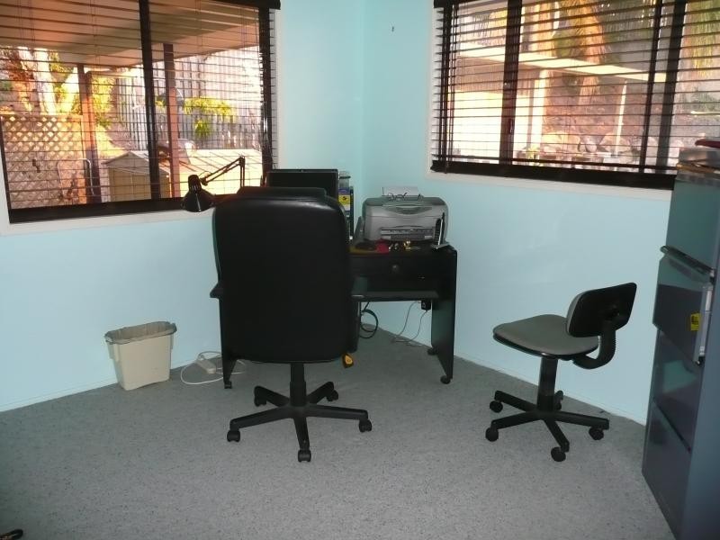 1 Gum Court, Gladstone QLD 4680