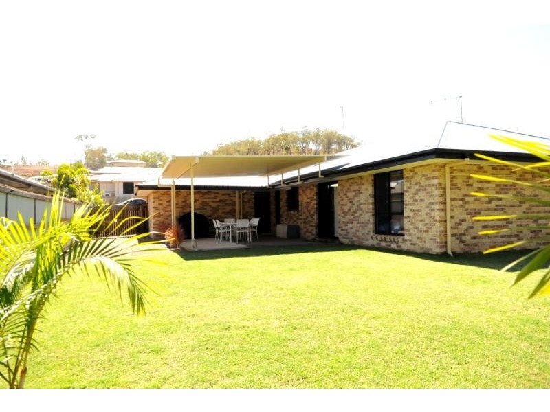 98 Col Brown Avenue, Gladstone QLD 4680