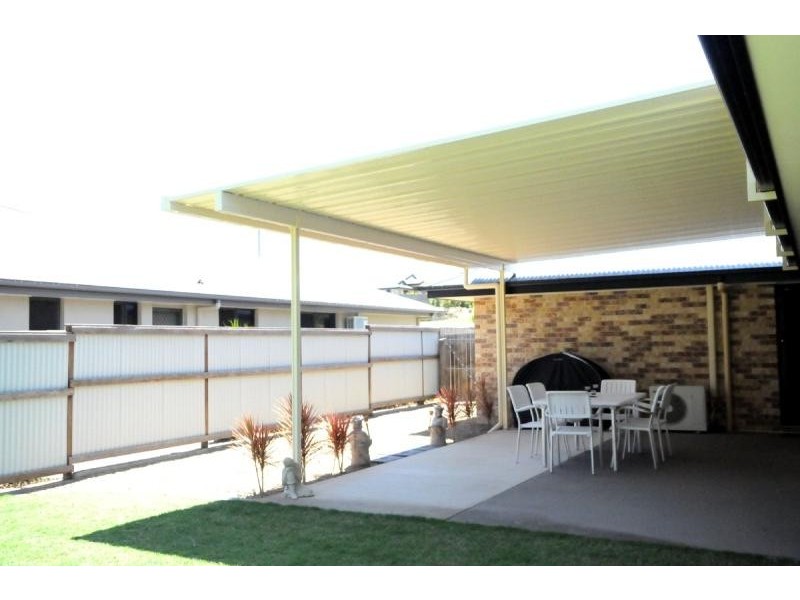 98 Col Brown Avenue, Gladstone QLD 4680