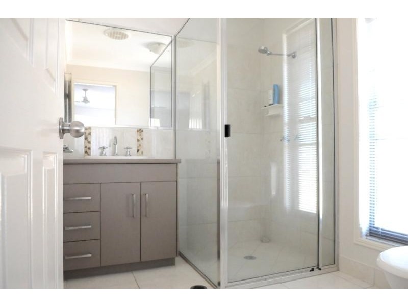 26 Links Court, Gladstone QLD 4680