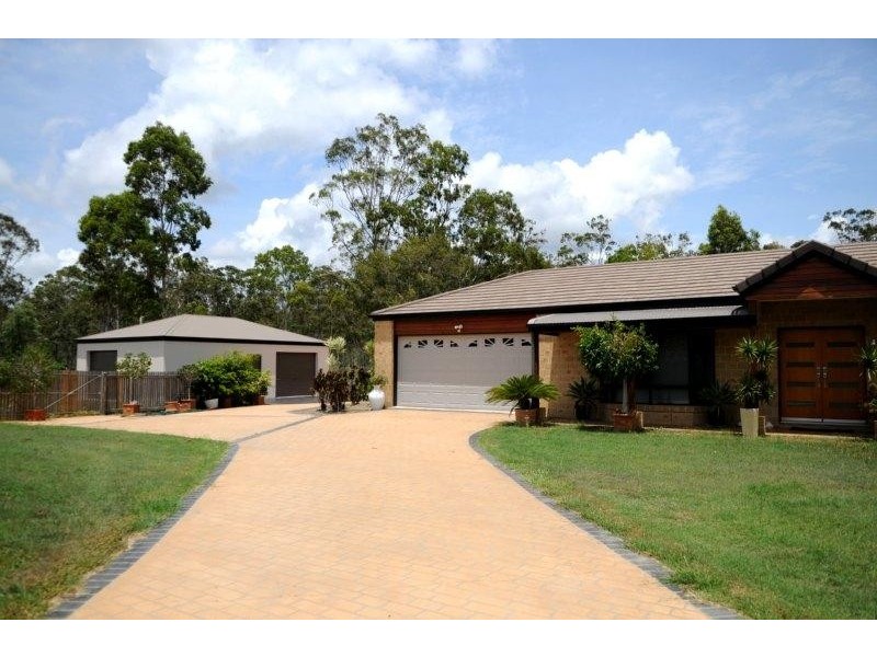 6 Jim Whyte Way, Beecher QLD 4680