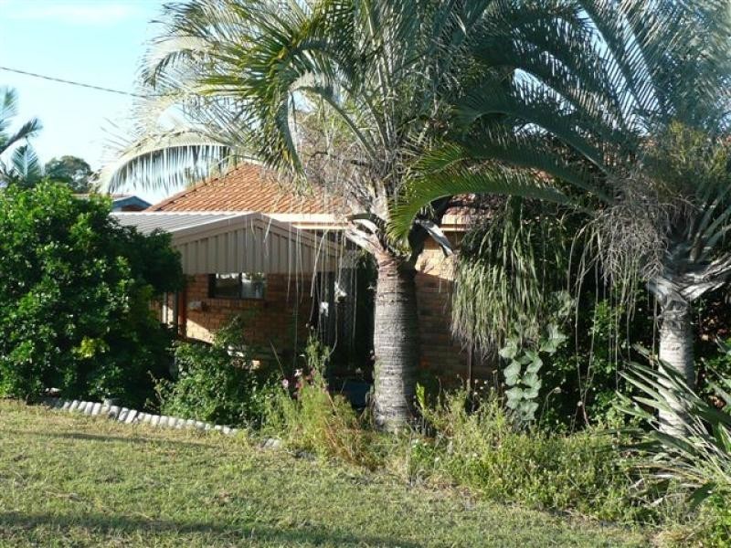 14 Butler Street, Gladstone QLD 4680