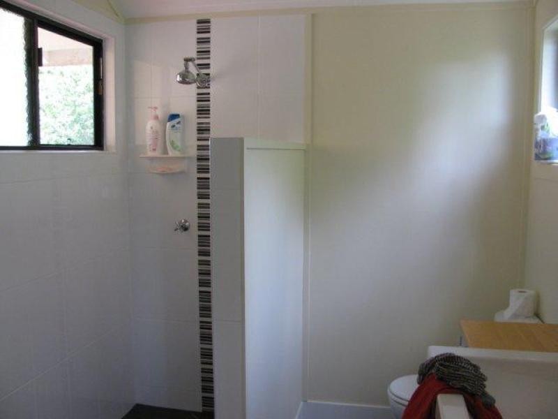 139 Wallaby Track, Mount Larcom QLD 4695