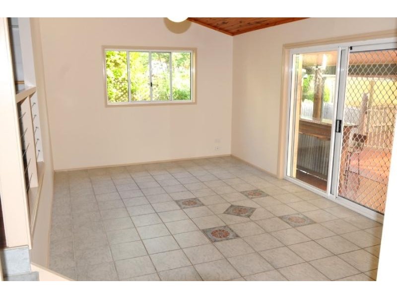 69 Shaw Street, Gladstone QLD 4680