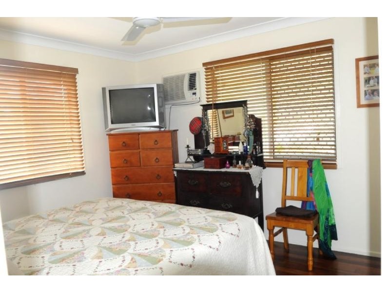 77 Boles Street, Gladstone QLD 4680