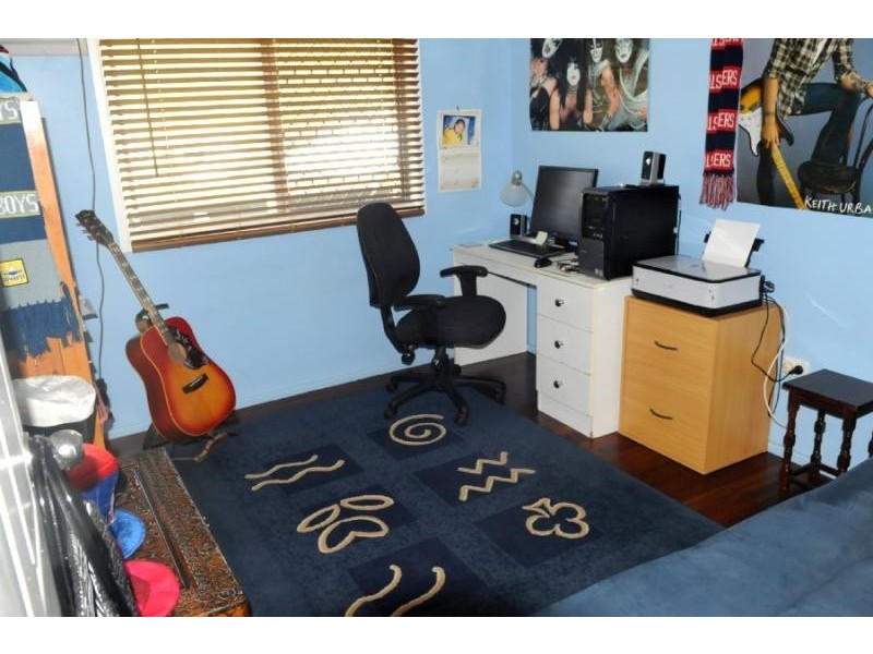 77 Boles Street, Gladstone QLD 4680