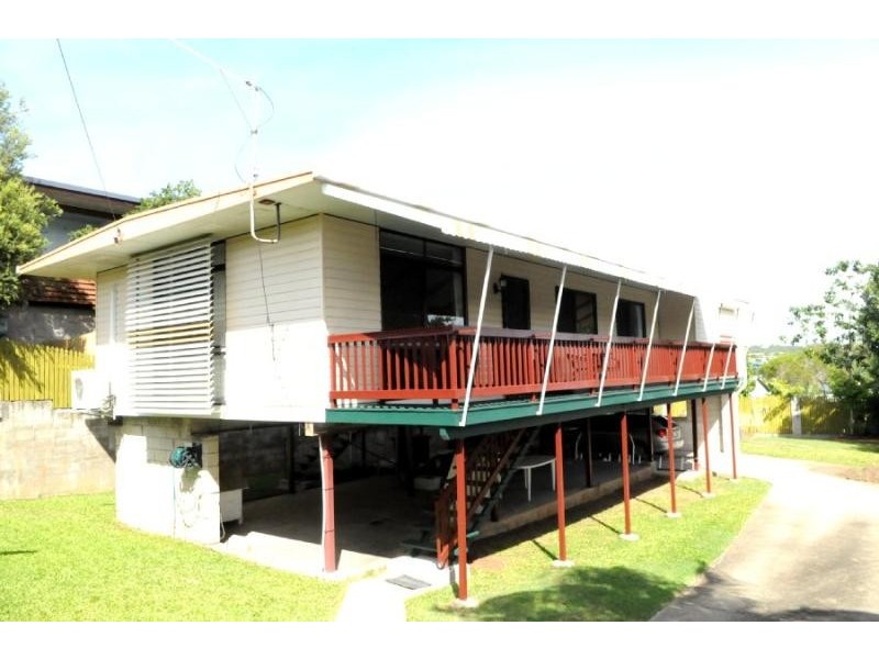 17 Butler Street, Gladstone QLD 4680