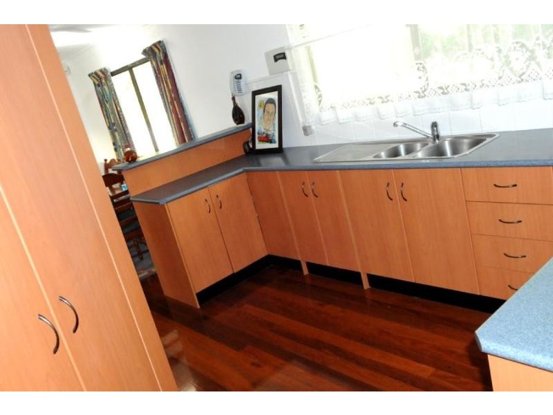 17 Butler Street, Gladstone QLD 4680