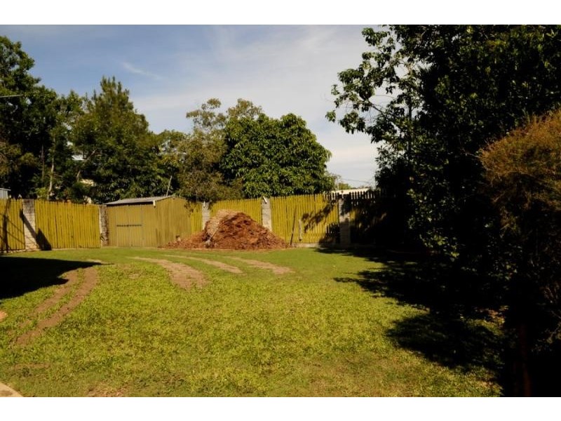 17 Butler Street, Gladstone QLD 4680