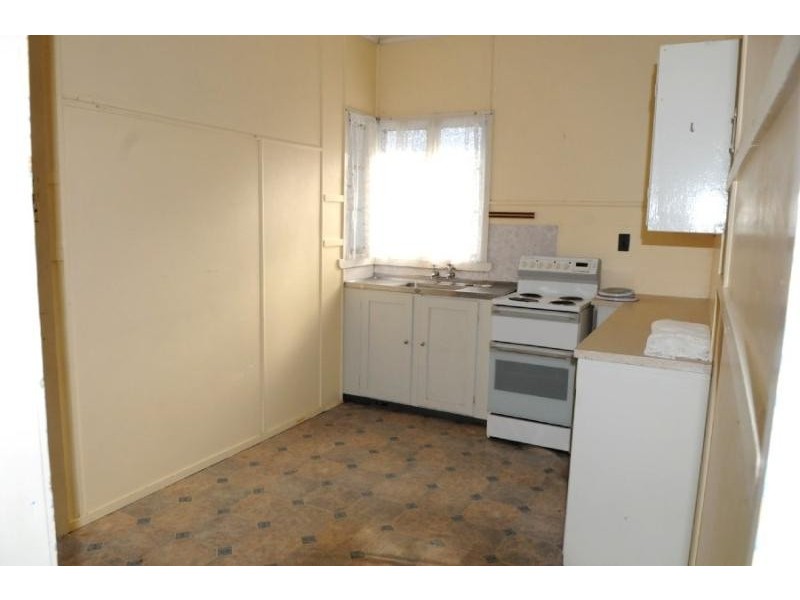 23 Worthington Street, Gladstone QLD 4680