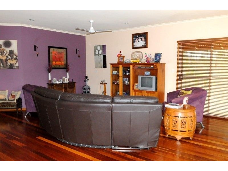86 Flora Drive, Beecher QLD 4680