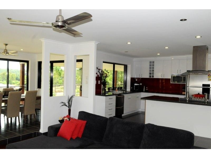 211 Schulze Road, Beecher QLD 4680