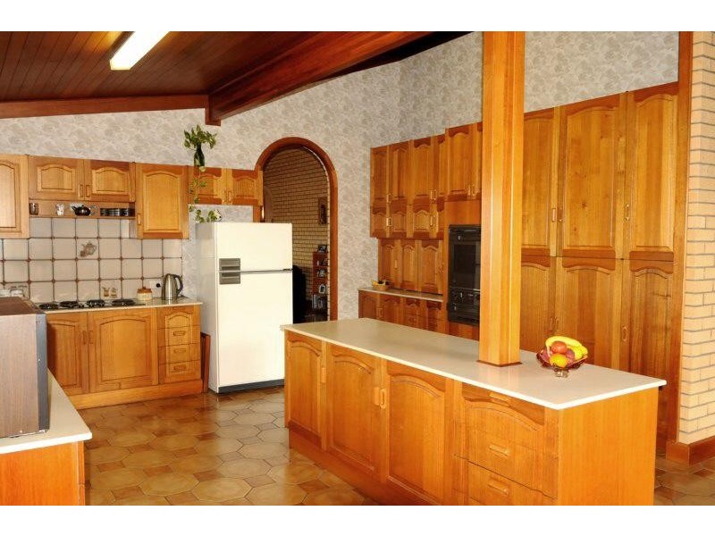 76 Adelaide Street, Gladstone QLD 4680