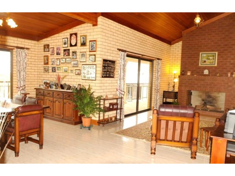 76 Adelaide Street, Gladstone QLD 4680