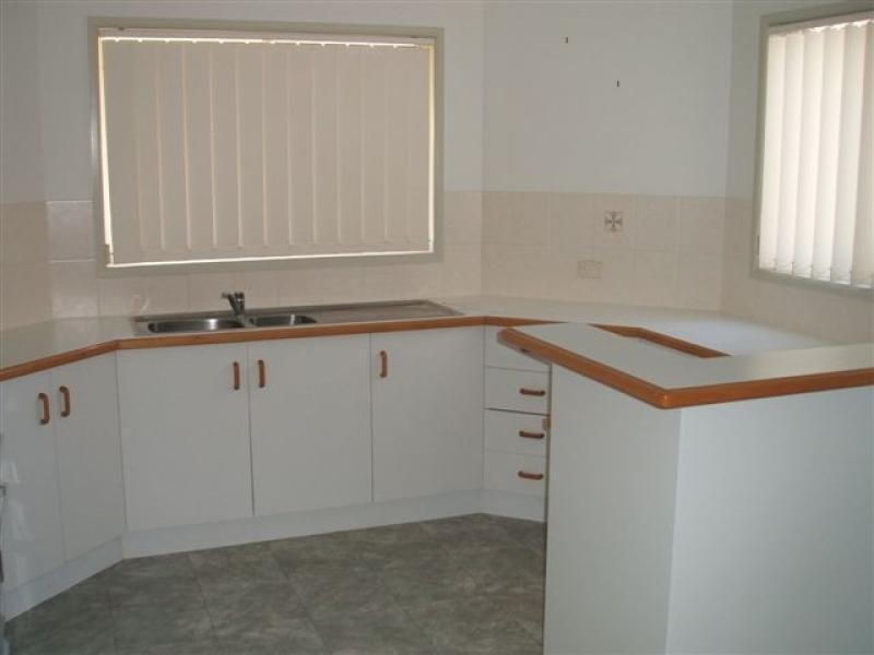 15 Hamilton Drive, Gladstone QLD 4680