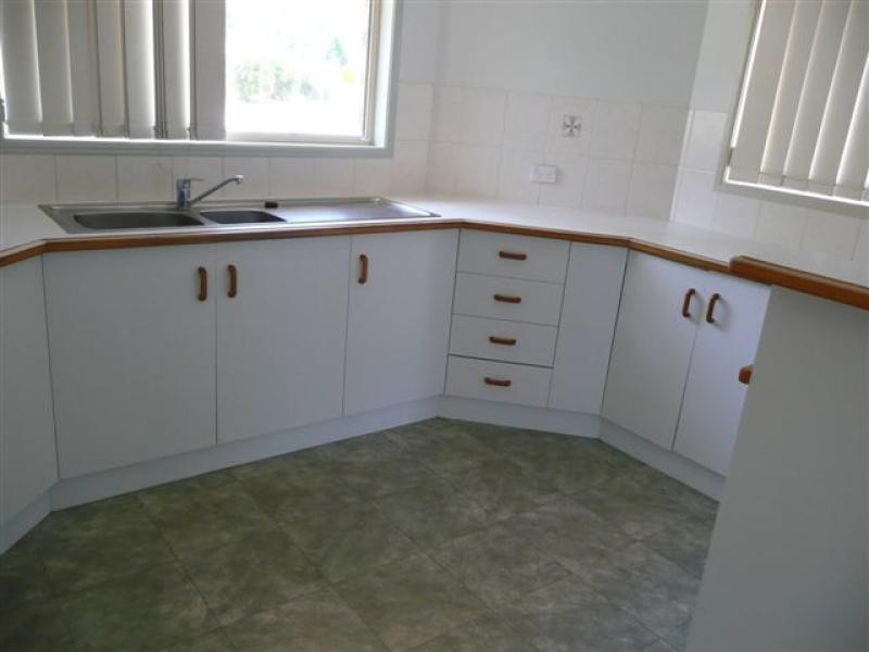 15 Hamilton Drive, Gladstone QLD 4680