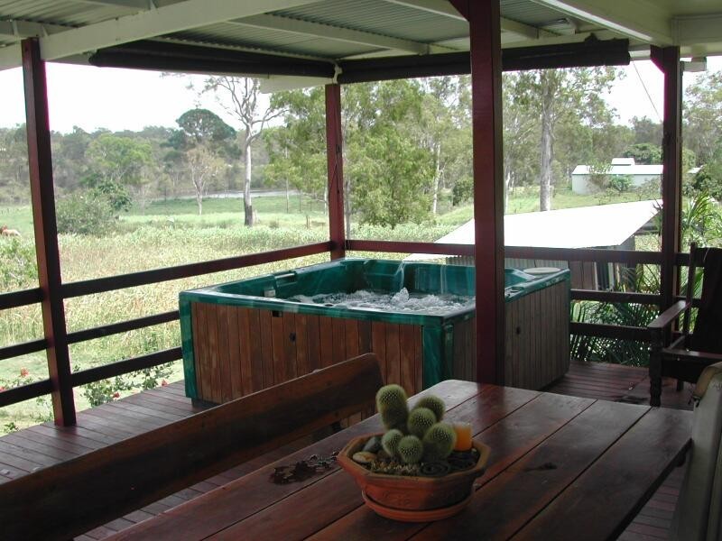 48717 Bruce Highway, Benaraby QLD 4680