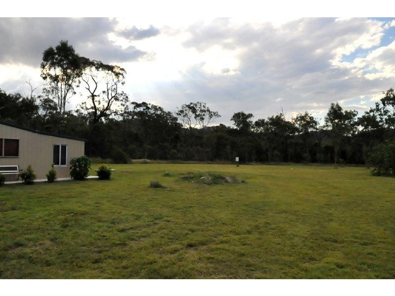 13 Pams Crt, Beecher QLD 4680