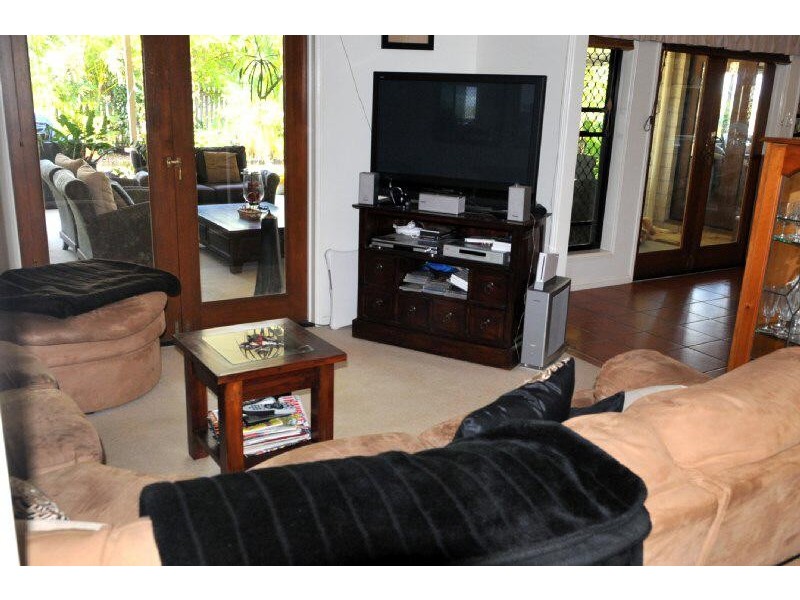 198 J Hickey Avenue, Gladstone QLD 4680