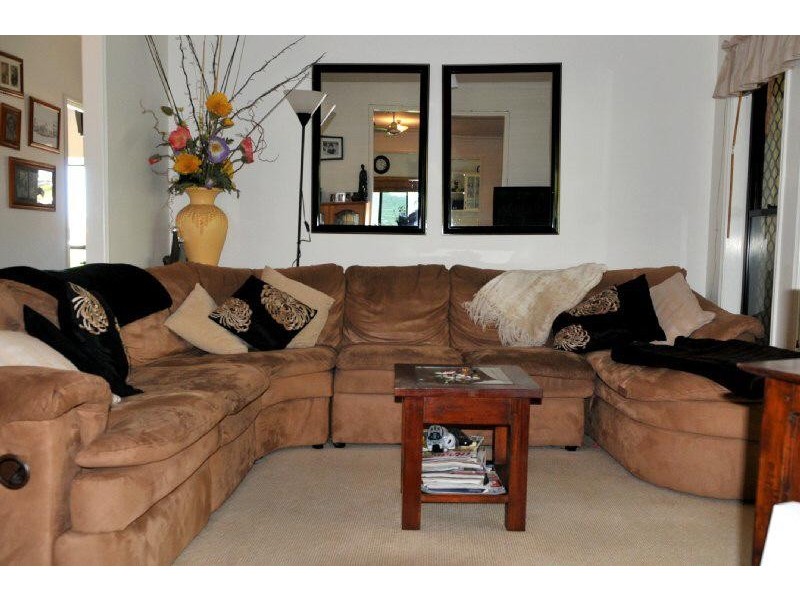 198 J Hickey Avenue, Gladstone QLD 4680